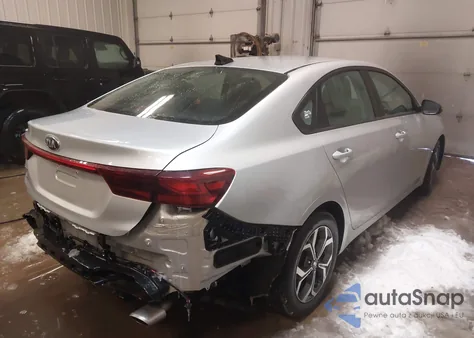 2020 Kia Forte Lxs из США, поврежденный, VIN 3KPF24AD9LE233299